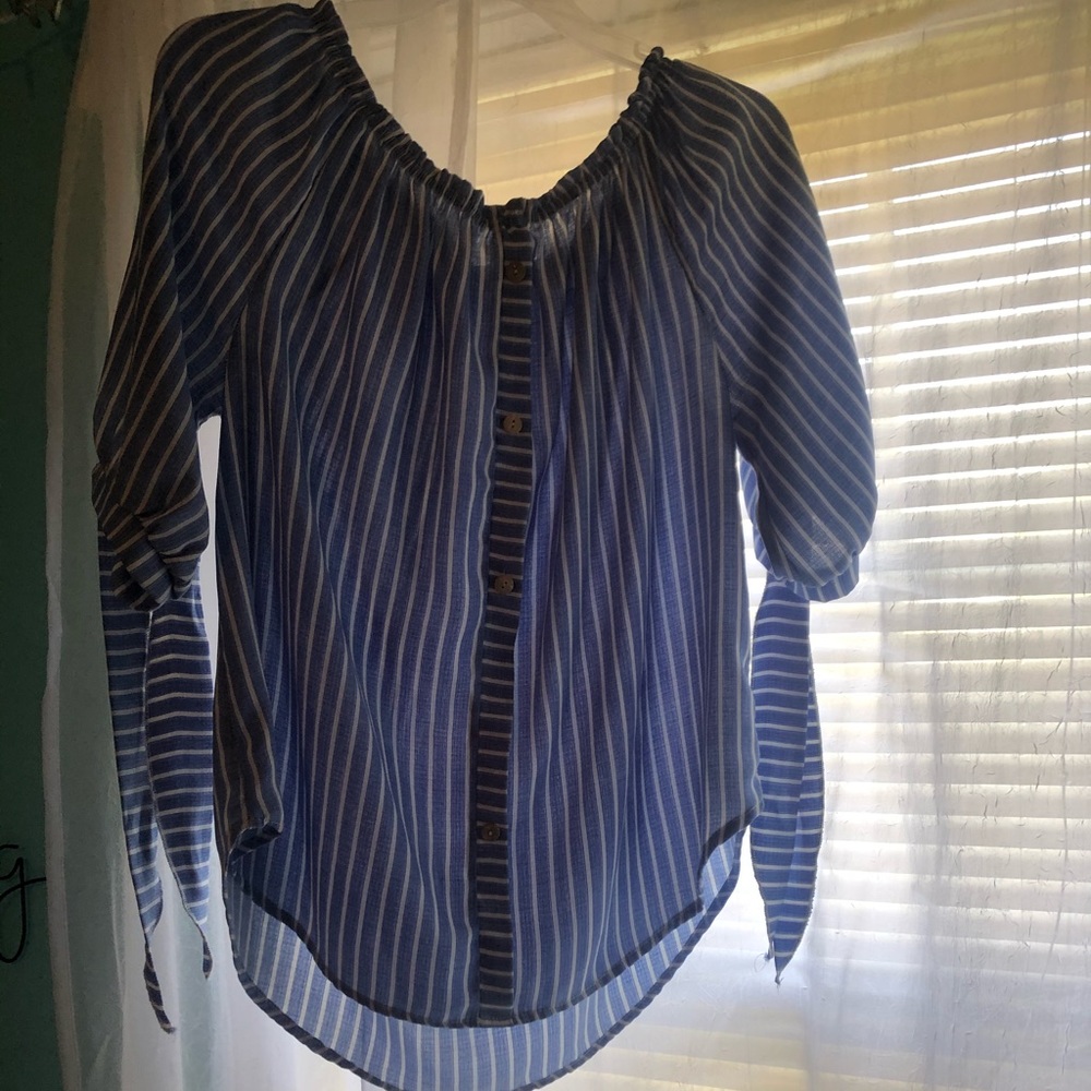 Off the shoulder stripped shirt